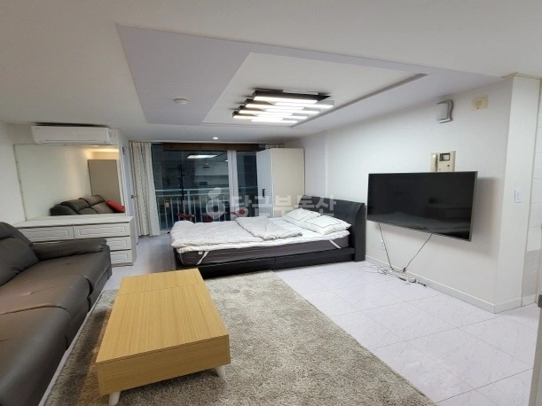 서울특별시 강남구 역삼동 아파트 사진 1