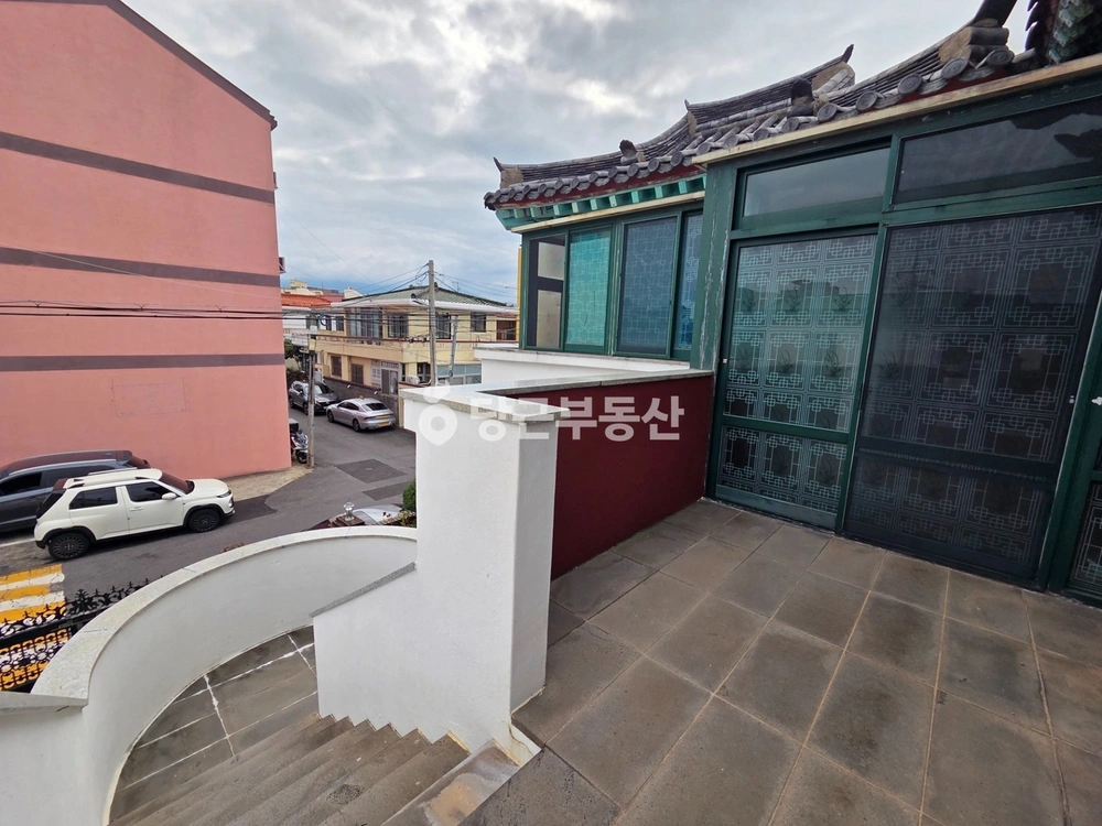 제주특별자치도 제주시 용담1동 상가 사진 1