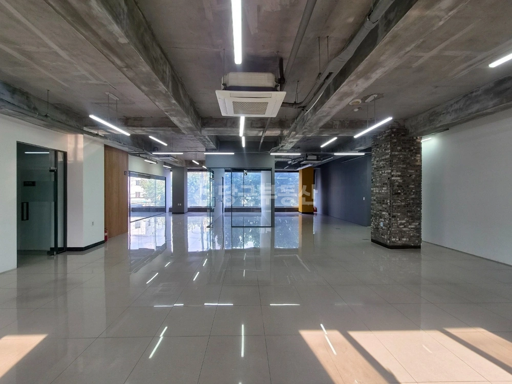서울특별시 마포구 성산동 사무실 사진 1