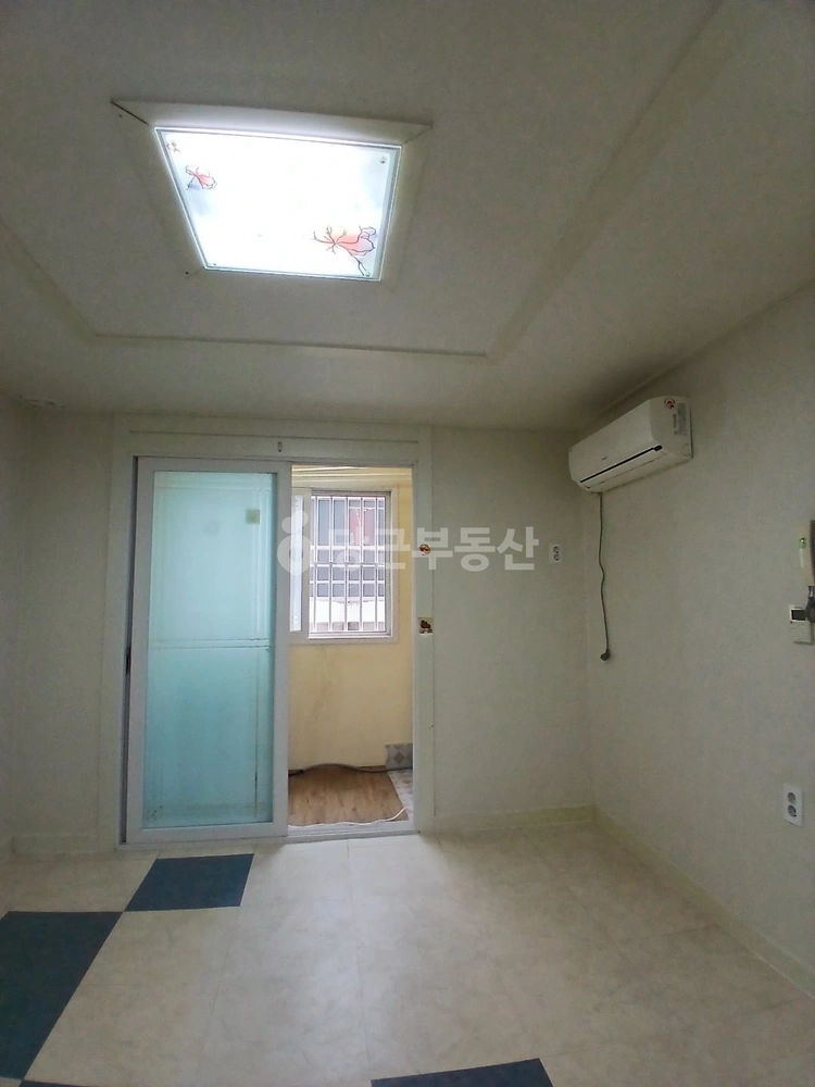 대구광역시 수성구 두산동 원룸 사진 1