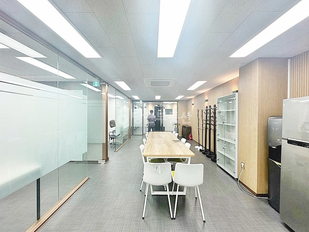 서울특별시 강남구 역삼동 사무실 사진 1