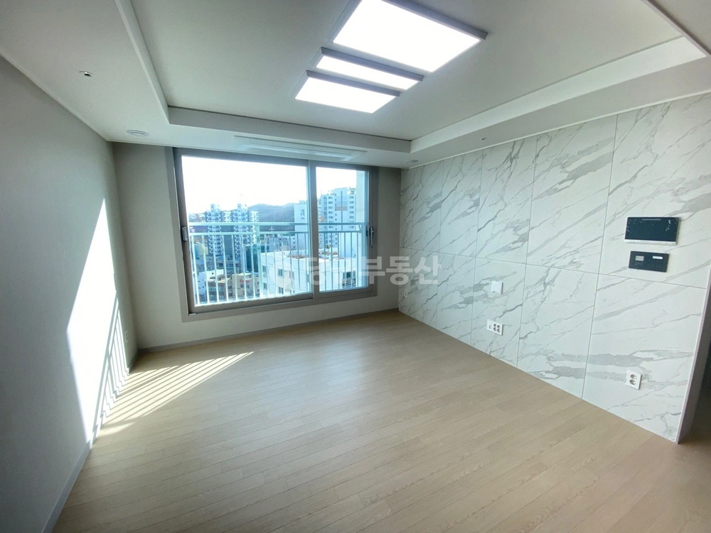 인천광역시 부평구 부평동 아파트 사진 1