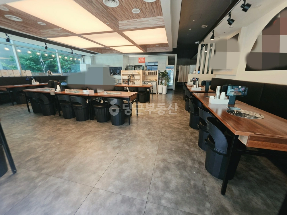 대전광역시 서구 둔산동 상가 사진 1