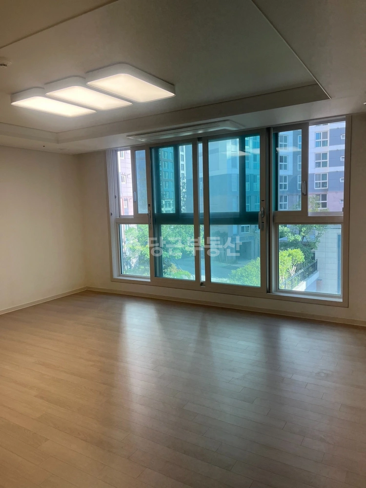 부산광역시 남구 문현동 아파트 사진 1