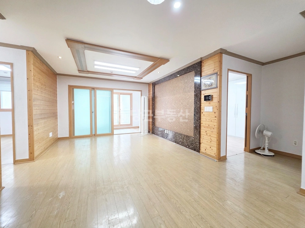 부산광역시 부산진구 초읍동 빌라(투룸 이상) 사진 1