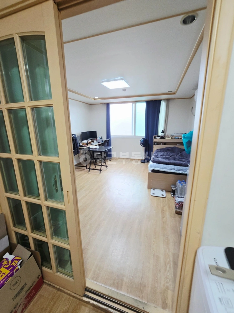 서울특별시 마포구 동교동 원룸 사진 1