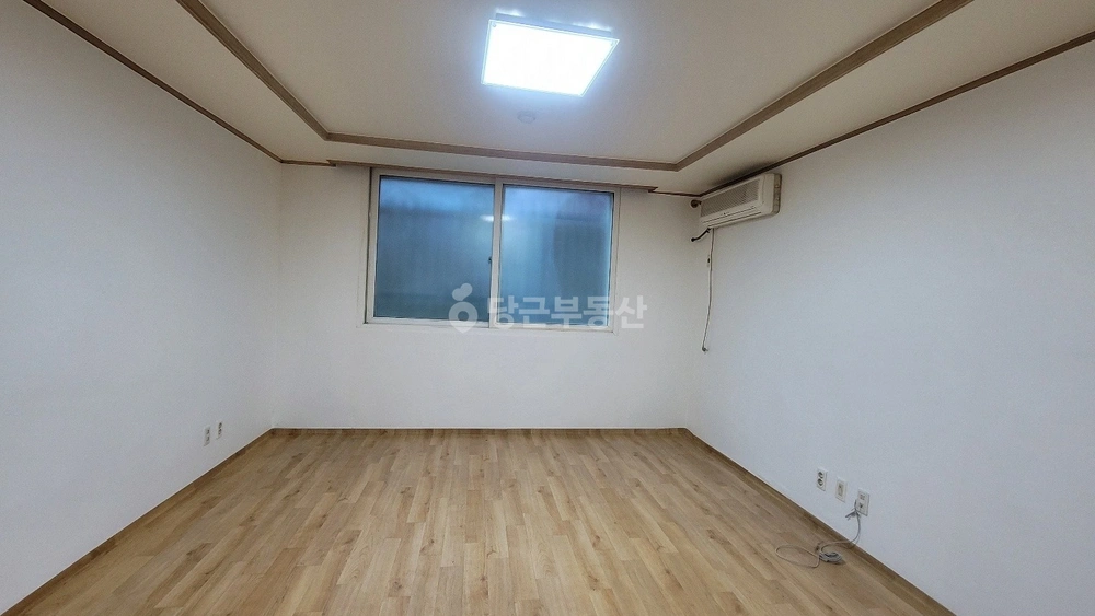 서울특별시 마포구 동교동 원룸 사진 1