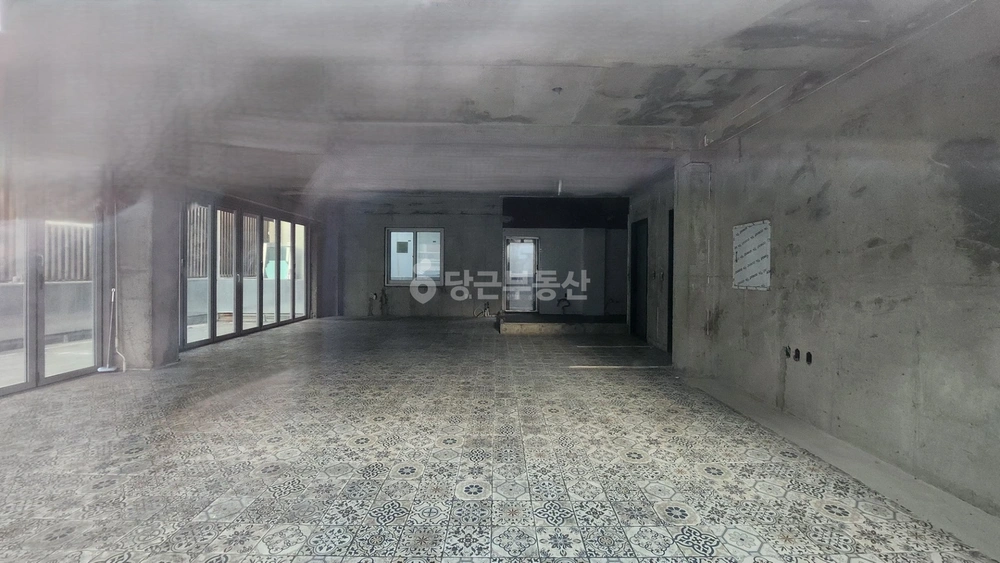 부산광역시 동래구 명륜동 상가 사진 1