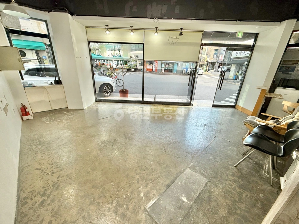 울산광역시 남구 삼산동 상가 사진 1
