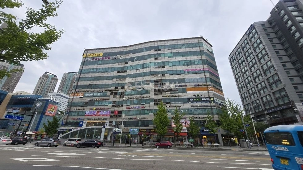 경기도 고양시 일산동구 백석동 상가 사진 1