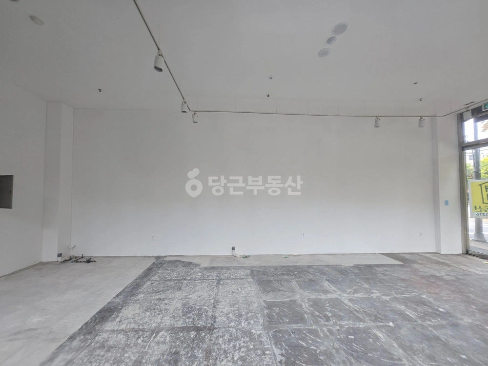 경기도 파주시 와동동 상가 사진 1