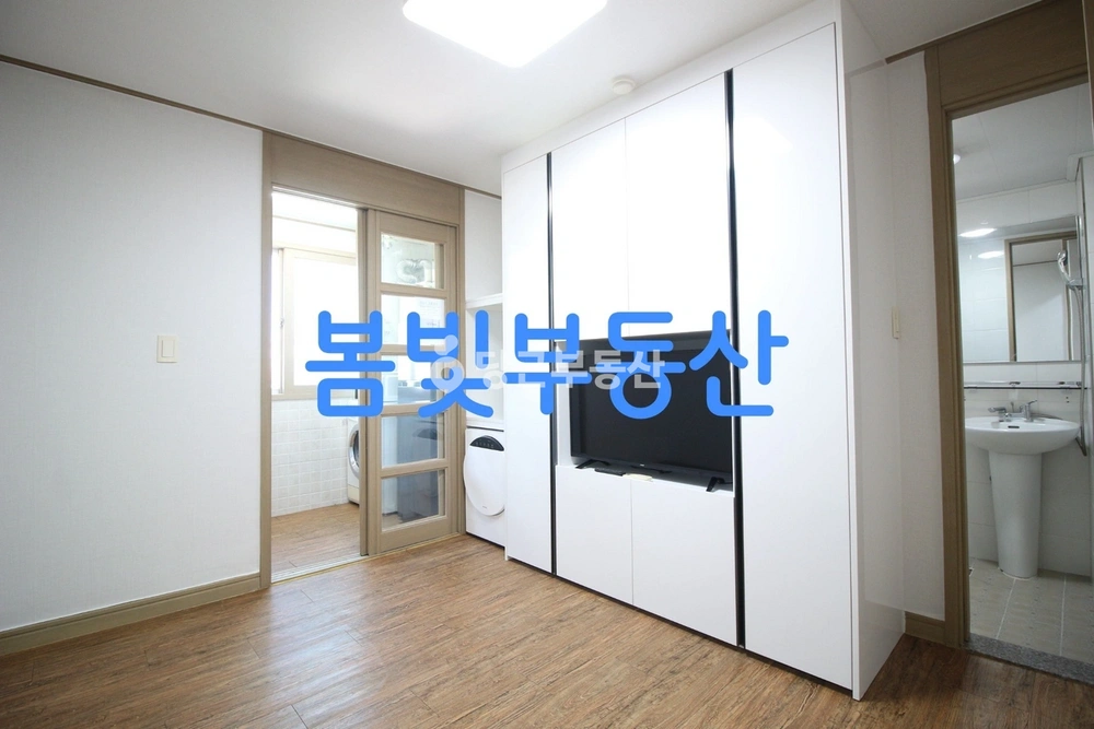 부산광역시 서구 토성동1가 원룸 사진 1