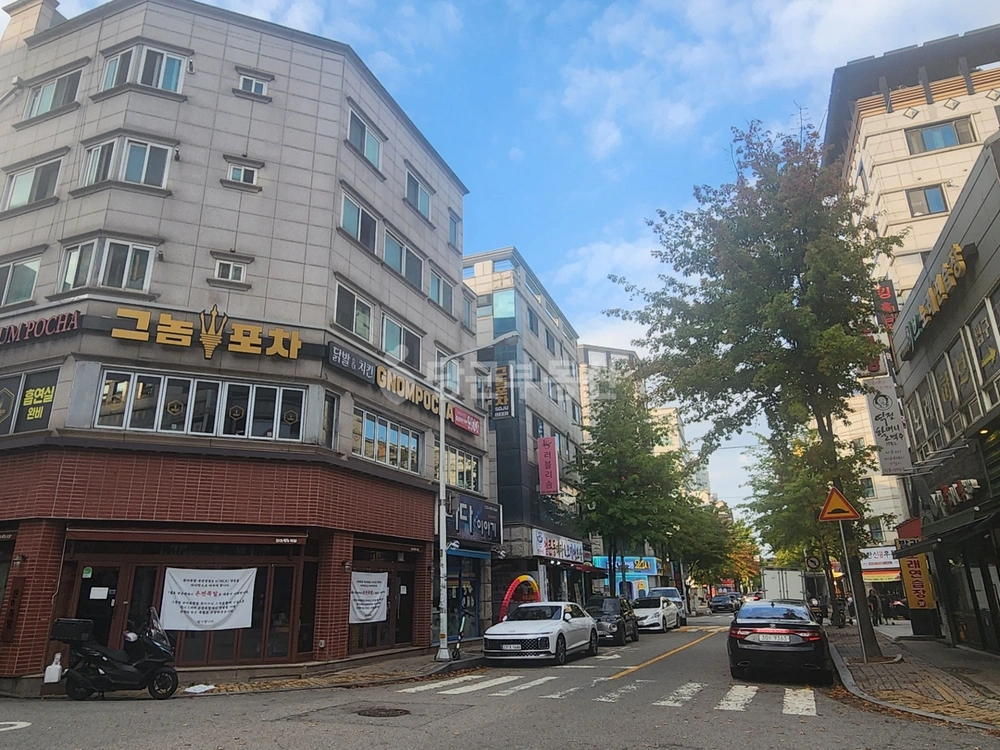 경기도 수원시 권선구 곡반정동 상가 사진 1