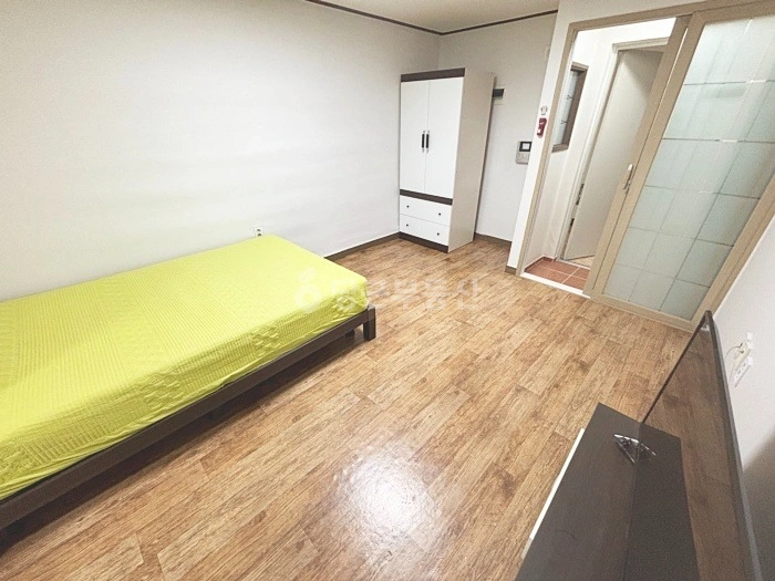 부산광역시 동래구 온천동 원룸 사진 1