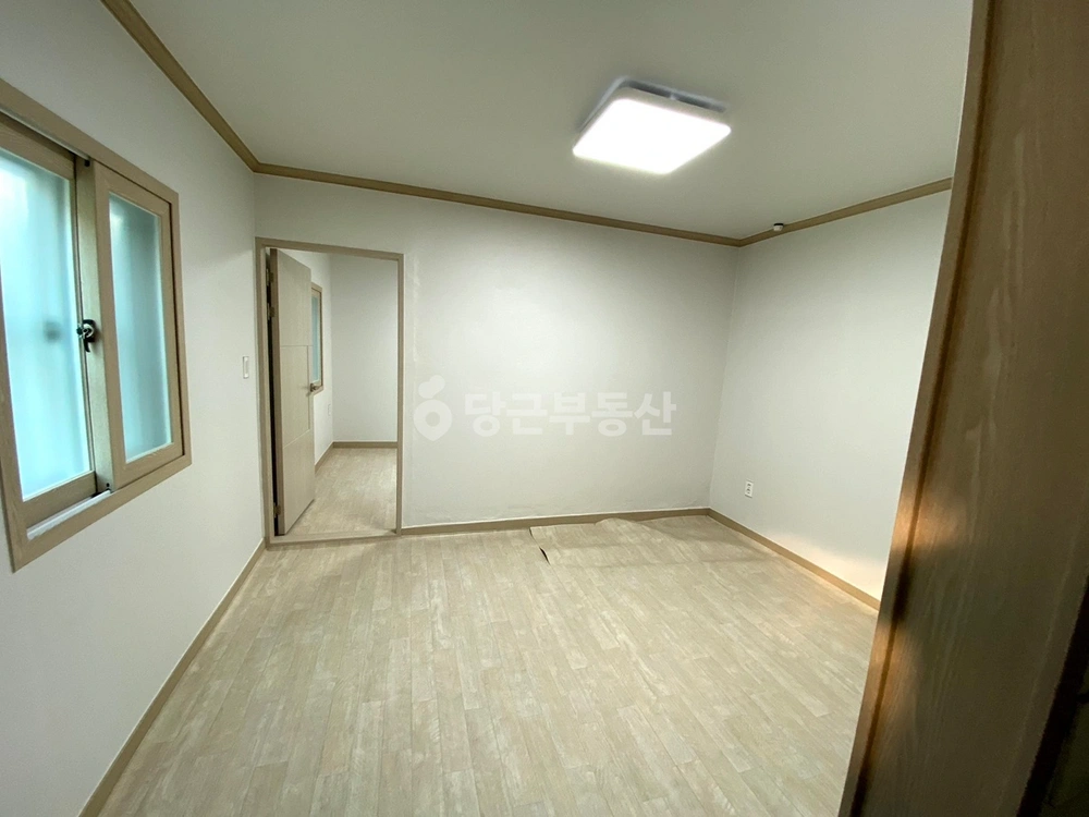 부산광역시 서구 서대신동2가 원룸 사진 1