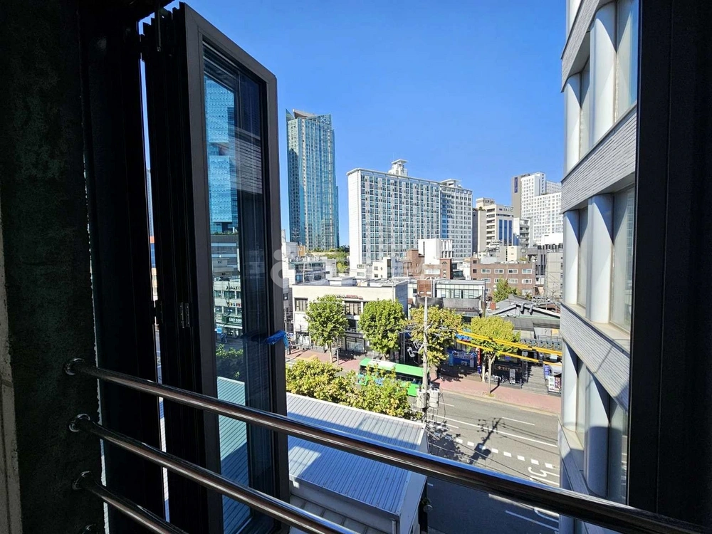 서울특별시 마포구 합정동 상가 사진 1