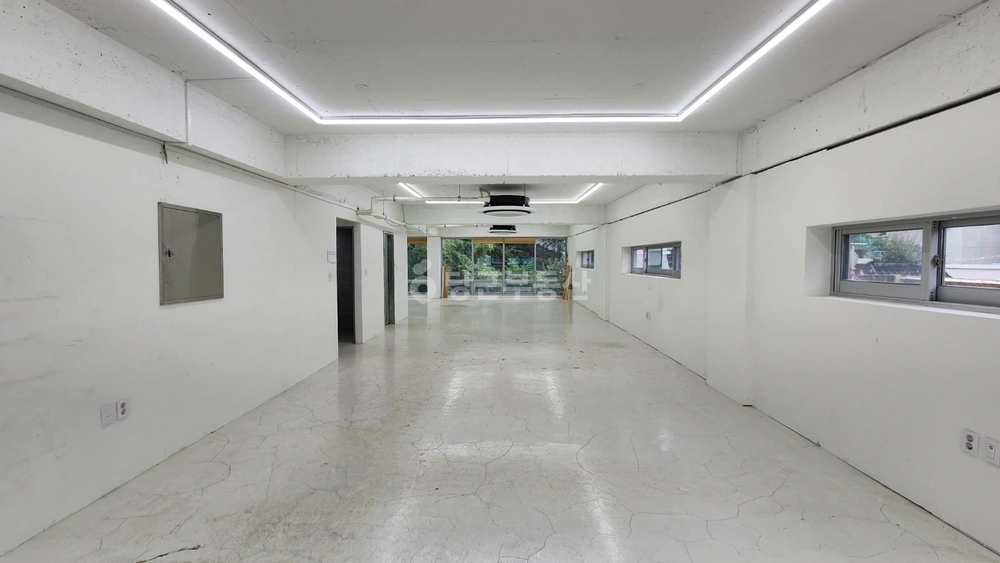 부산광역시 부산진구 초읍동 상가 사진 1