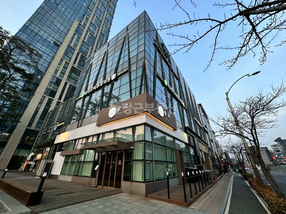 인천광역시 연수구 송도동 상가 사진 1