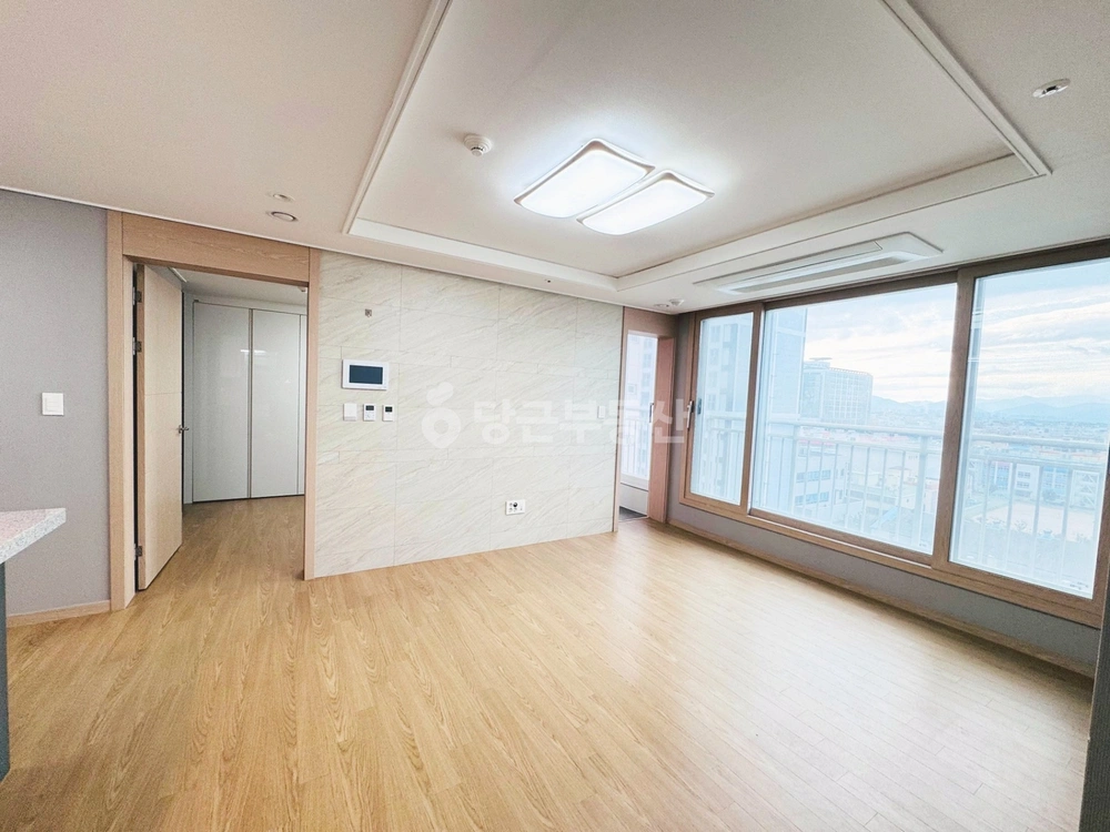 부산광역시 사상구 감전동 아파트 사진 1