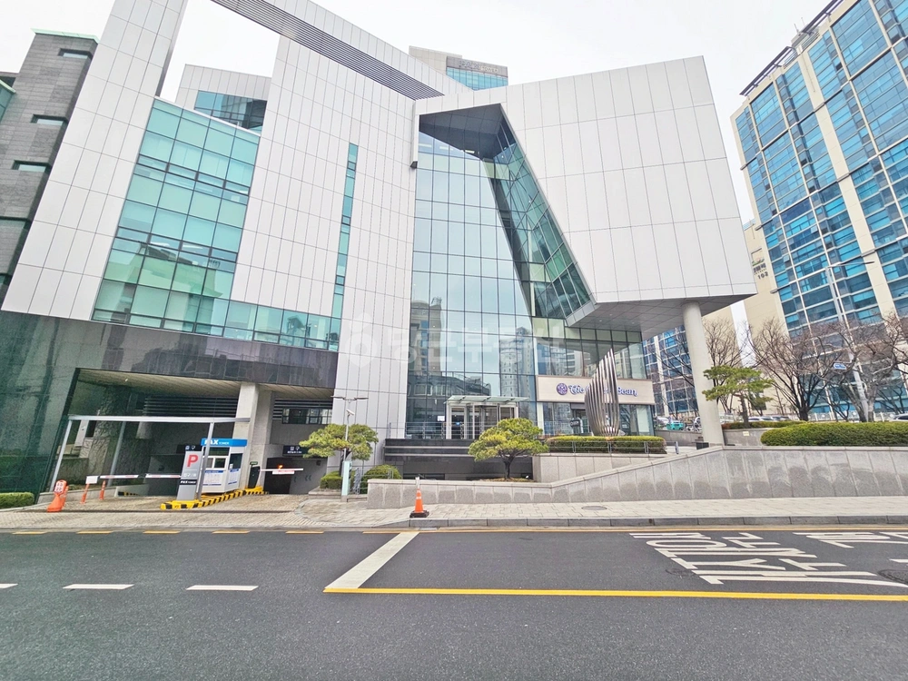 서울특별시 강남구 논현동 사무실 사진 1