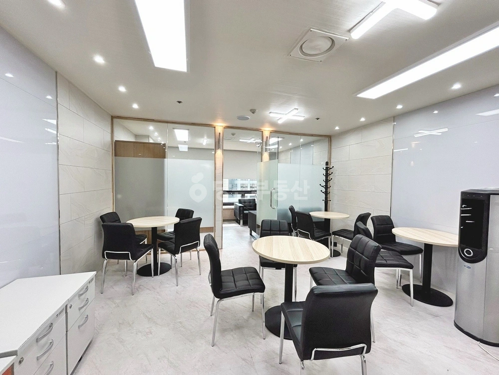 서울특별시 강남구 역삼동 사무실 사진 1