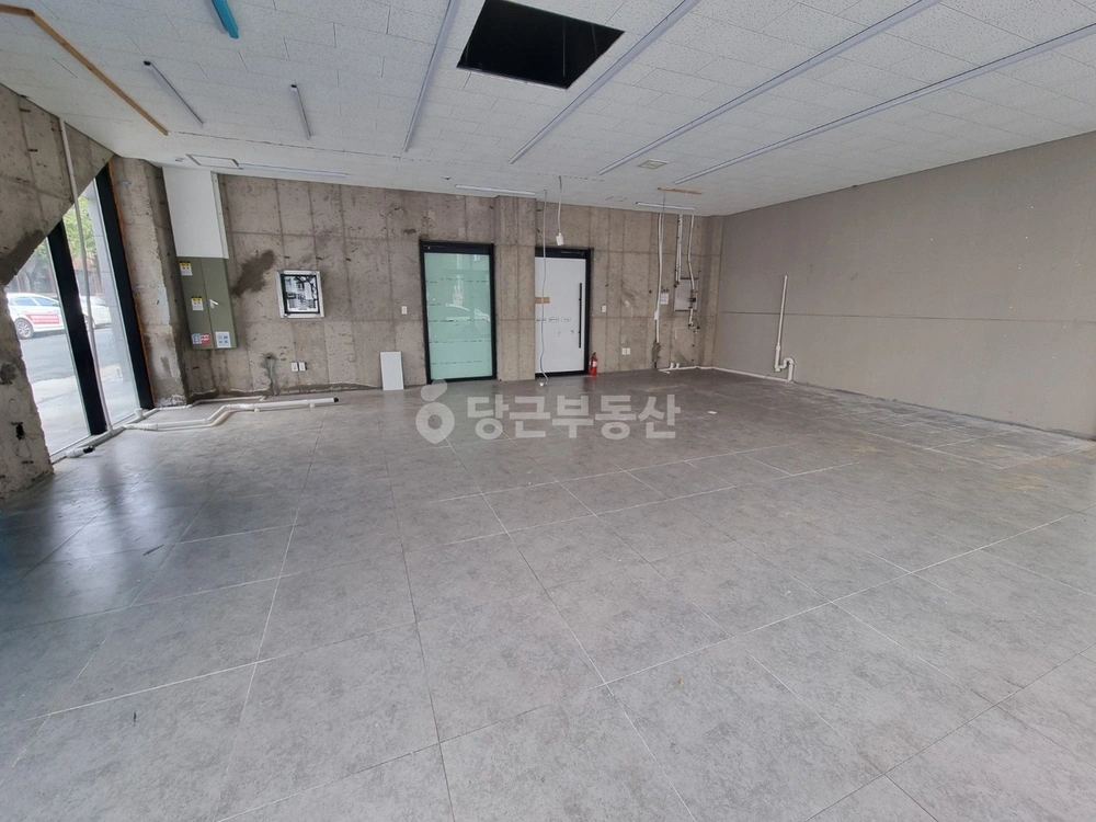 대구광역시 수성구 황금동 상가 사진 1