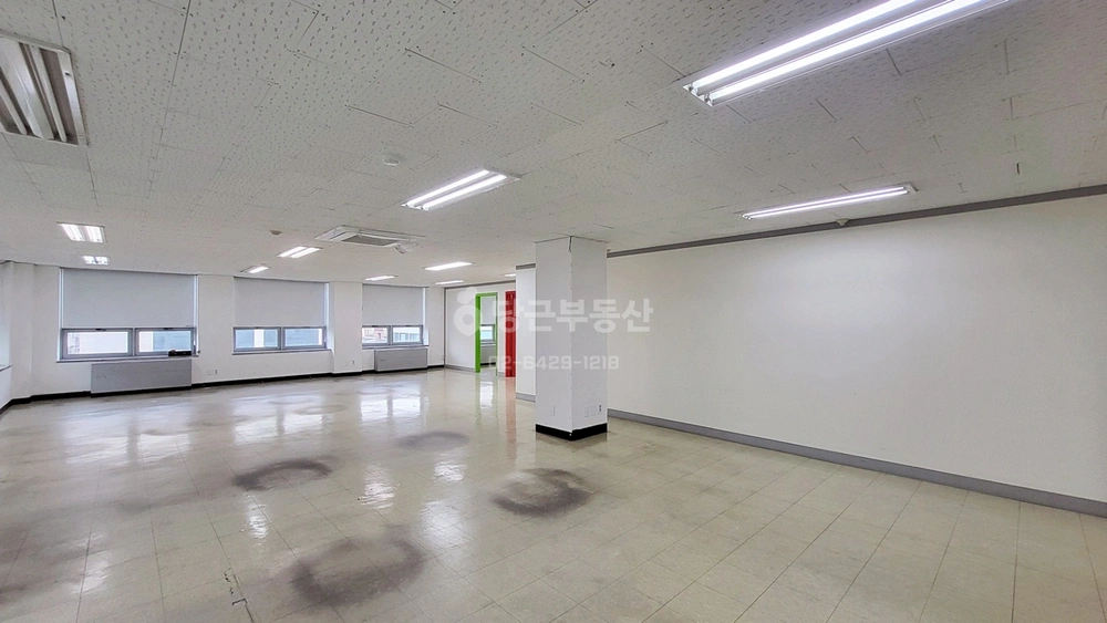 서울특별시 강남구 논현동 사무실 사진 1