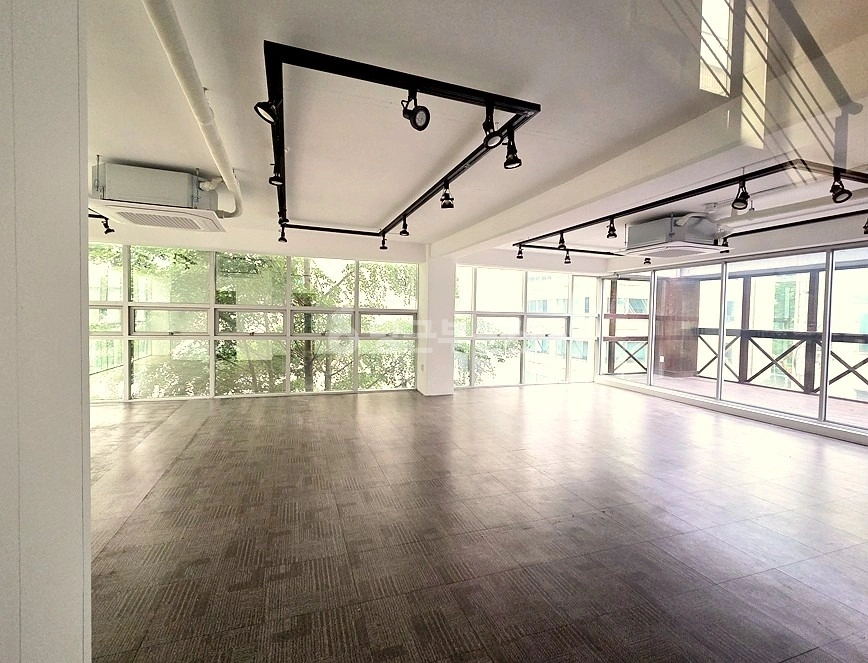 서울특별시 강남구 역삼동 사무실 사진 1