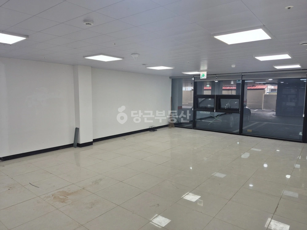 전남광주통합특별시 남구 월산동 상가 사진 1
