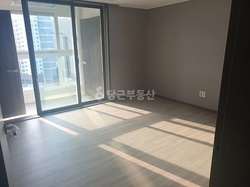 부산광역시 연제구 연산동 아파트 사진 1