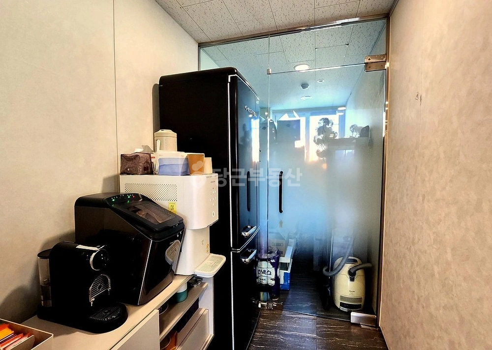 서울특별시 강남구 논현동 사무실 사진 1