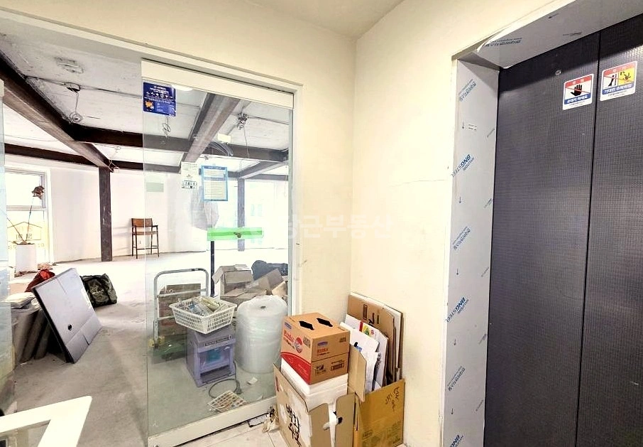 서울특별시 강남구 논현동 사무실 사진 1