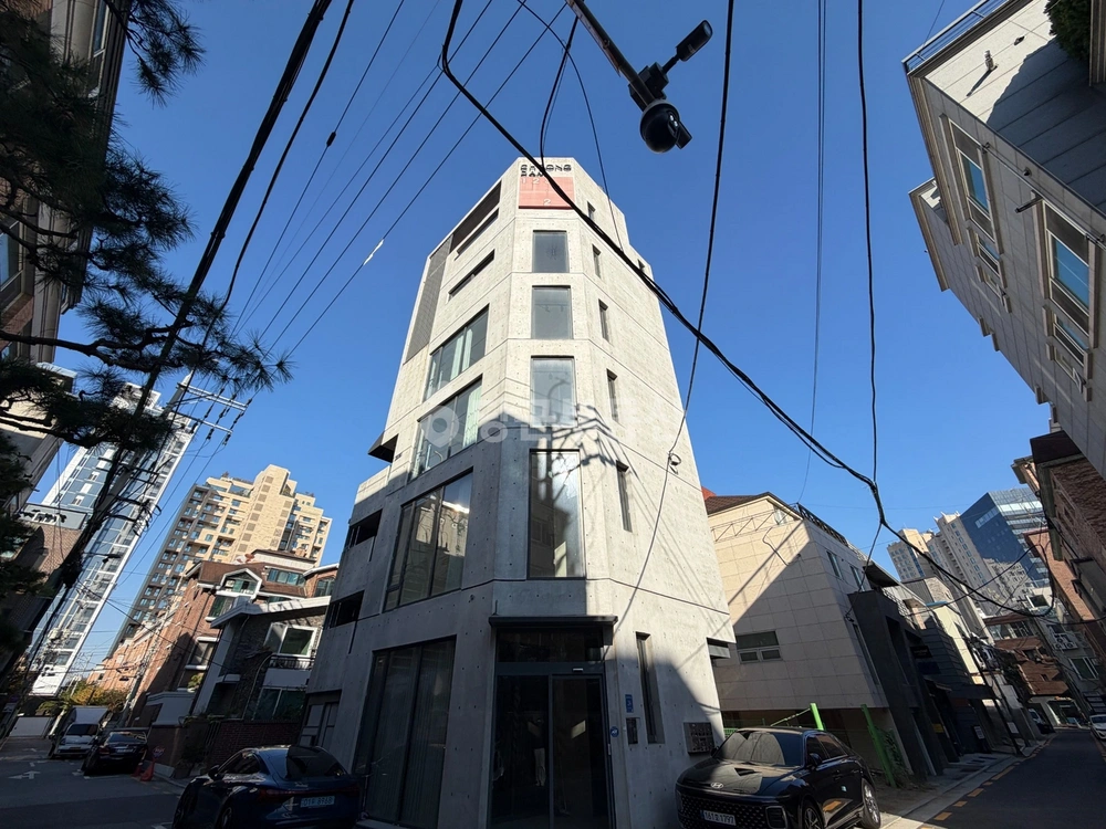 서울특별시 강남구 청담동 건물 사진 1
