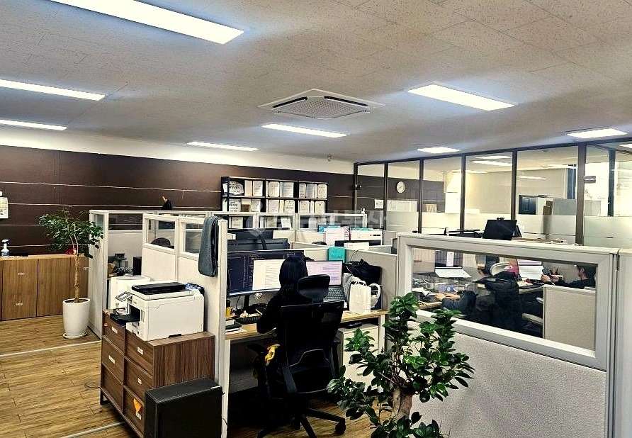 서울특별시 강남구 논현동 사무실 사진 1
