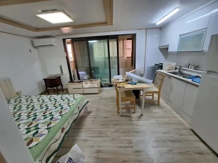서울특별시 강남구 역삼동 원룸 사진 1