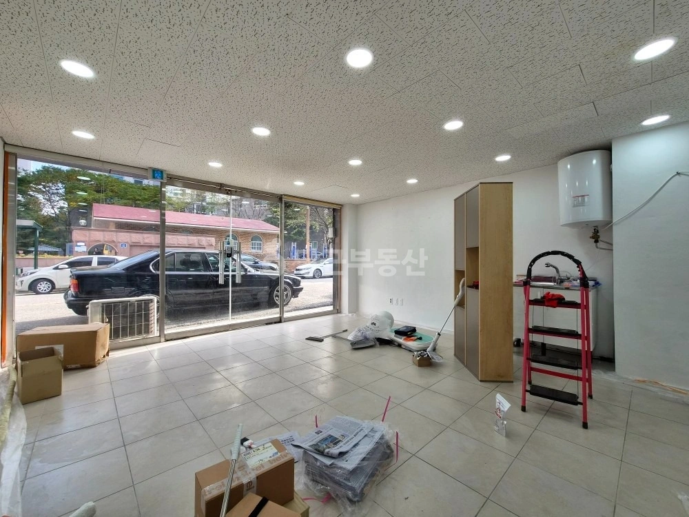 전북특별자치도 전주시 덕진구 우아동2가 상가 사진 1