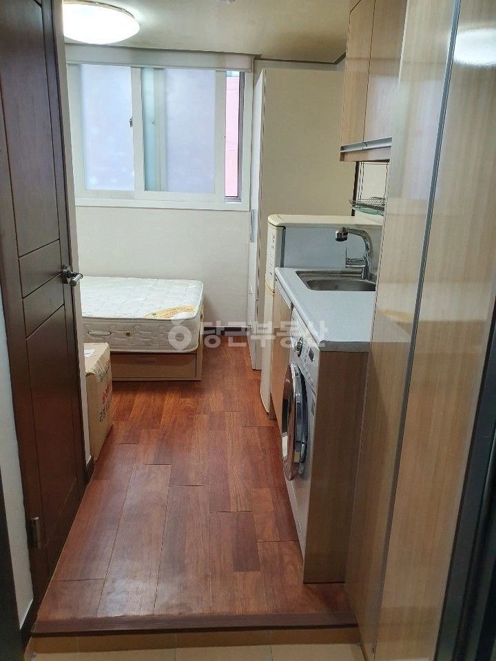 서울특별시 강남구 역삼동 원룸 사진 1