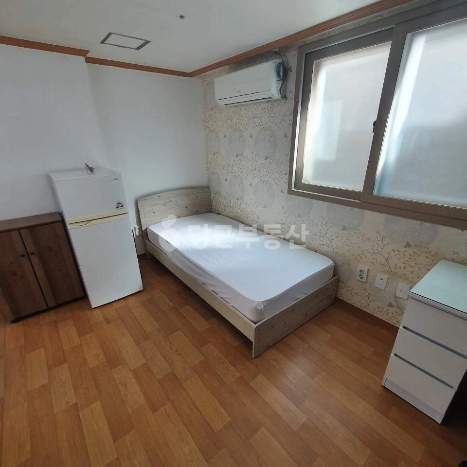 서울특별시 동대문구 회기동 원룸 사진 1