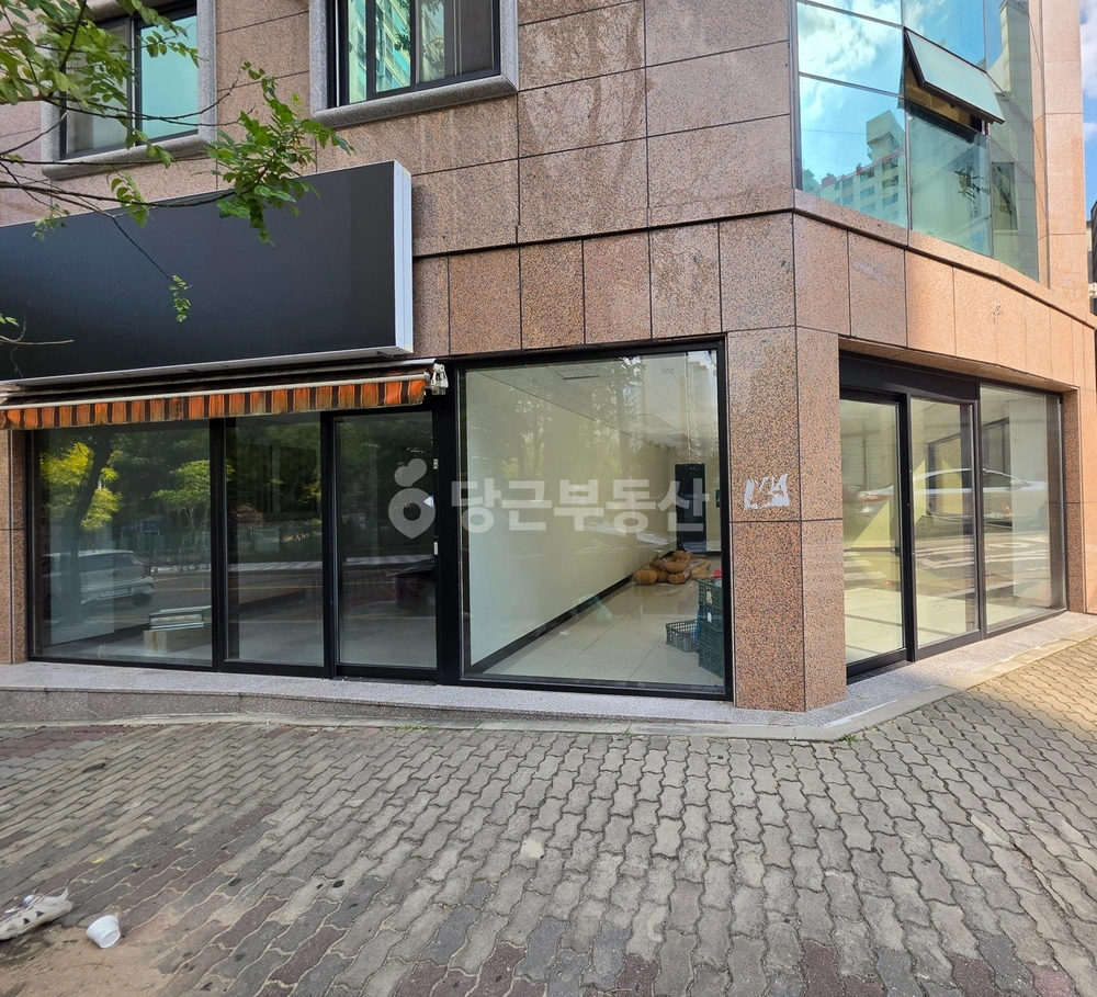 전남광주통합특별시 서구 풍암동 상가 사진 1