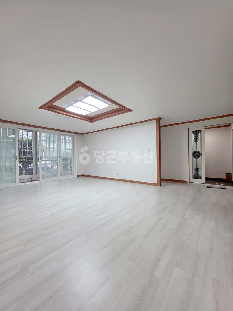 경상남도 창원시 성산구 신촌동 아파트 사진 1