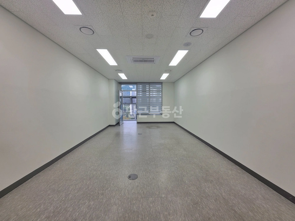 경기도 고양시 덕양구 향동동 사무실 사진 1