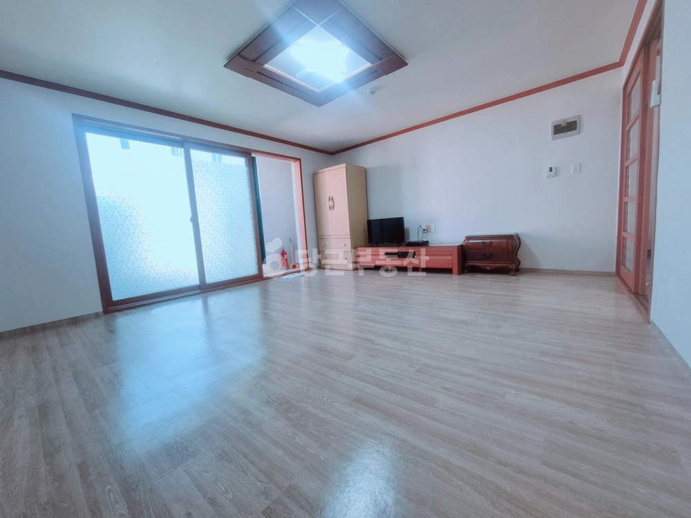 경상남도 창원시 진해구 용원동 원룸 사진 1