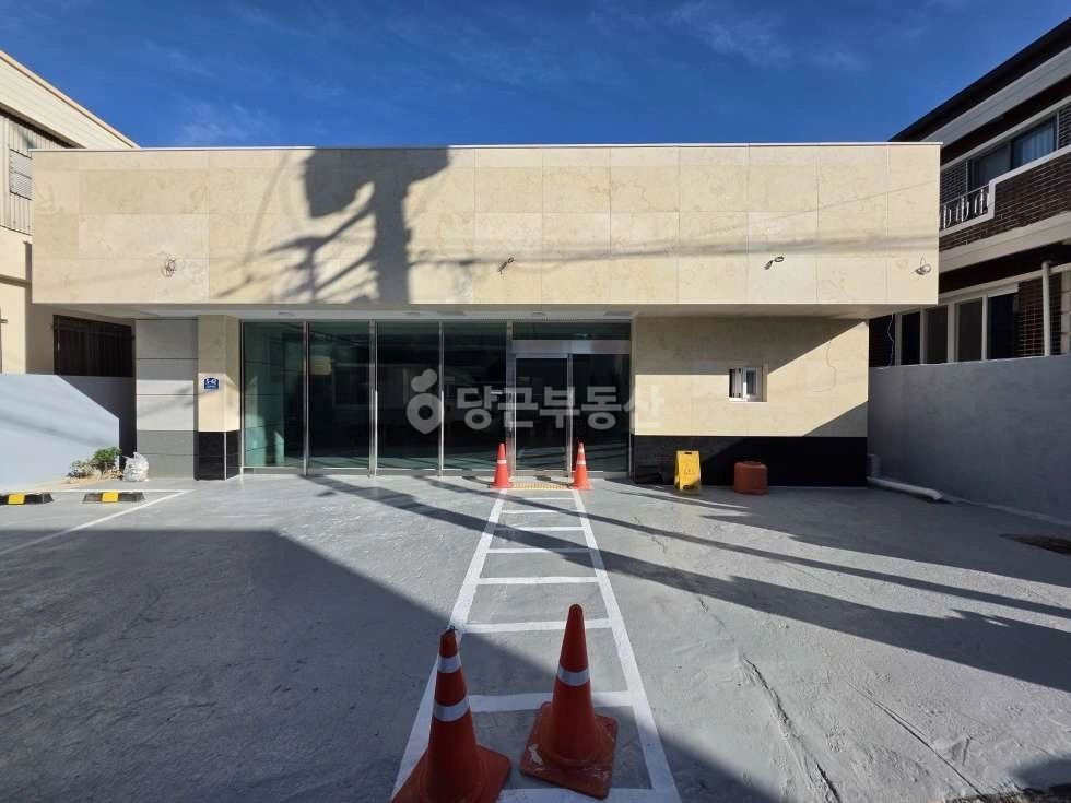 전남광주통합특별시 서구 농성동 상가 사진 1