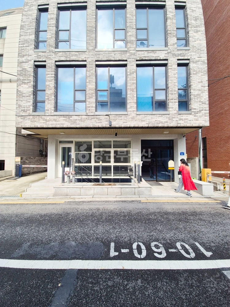 서울특별시 마포구 합정동 상가 사진 1