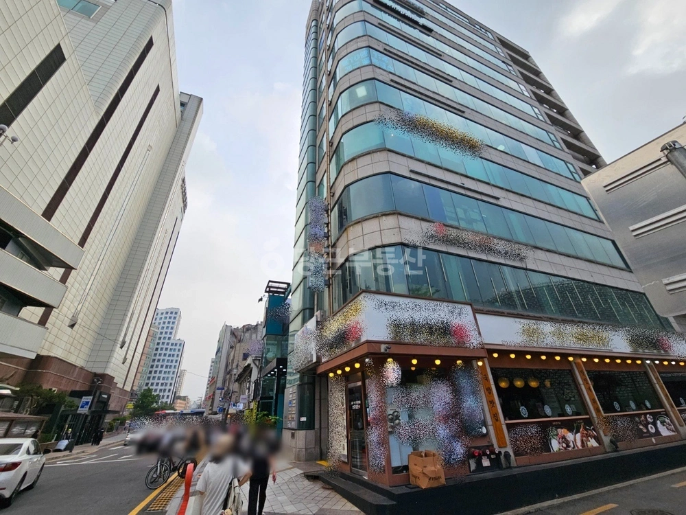 서울특별시 서대문구 창천동 상가 사진 1
