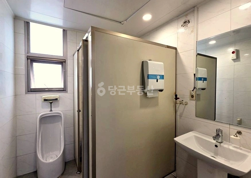 서울특별시 강남구 신사동 사무실 사진 1