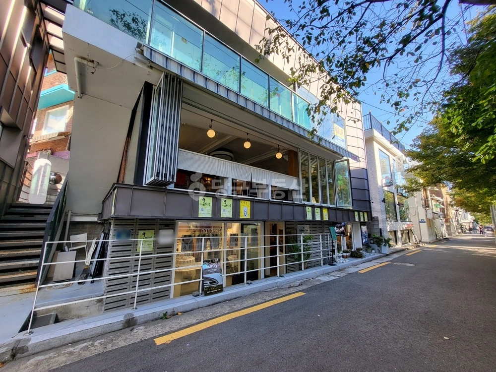서울특별시 마포구 연남동 상가 사진 1