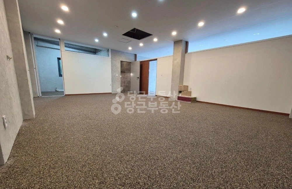 충청남도 천안시 서북구 쌍용동 상가 사진 1
