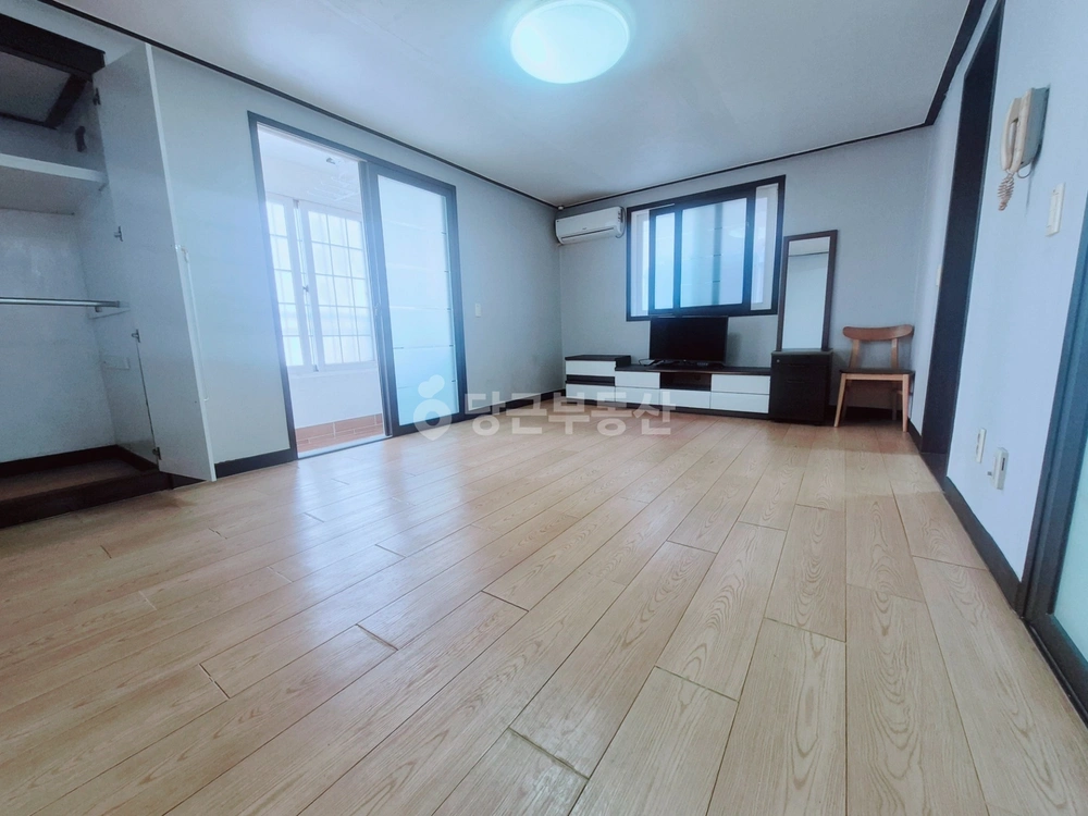 경상남도 창원시 진해구 용원동 원룸 사진 1
