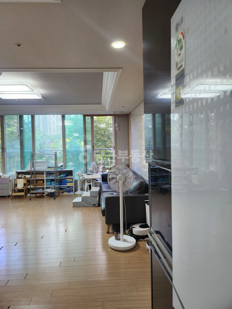 전남광주통합특별시 광산구 우산동 아파트 사진 1